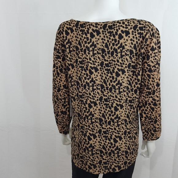 Top - Picture 2 of 5